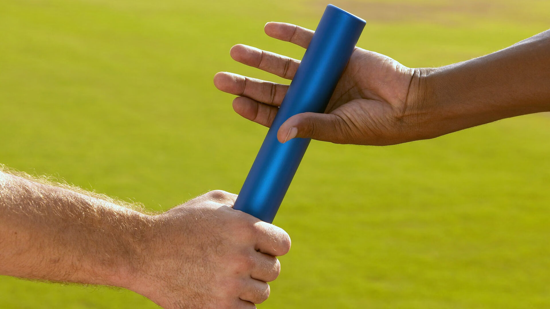 星空体育下载-《PUBGMobile》“风暴之巅”线上线下联动，挑战极限操作！